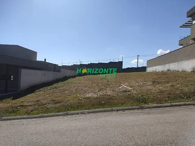 Terreno com 601m², à venda, no bairro Urbanova em São José dos Campos