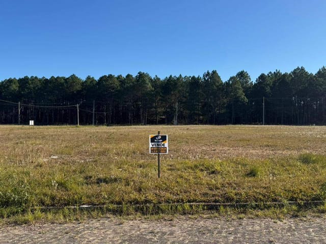 Terreno com 629m², à venda, no bairro Laranjal em Pelotas