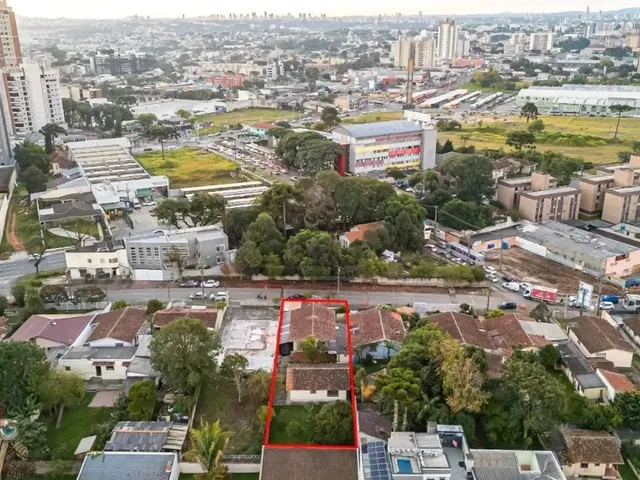Terreno à venda, no bairro Novo Mundo em Curitiba
