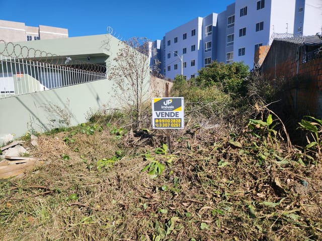 Terreno com 175m², à venda, no bairro Três Vendas em Pelotas