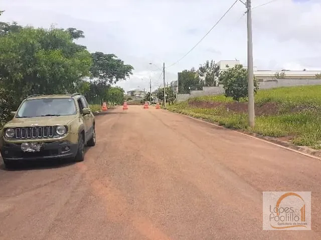 Terreno com 900m², à venda, no bairro Condomínio Residencial Shamballa III em Atibaia