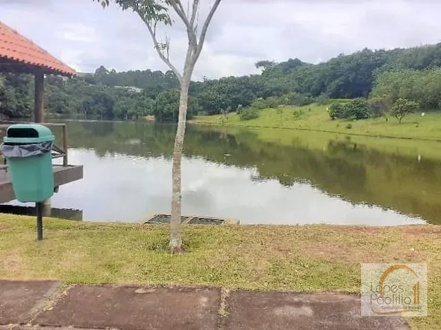 Terreno com 900m², à venda, no bairro Condomínio Residencial Shamballa III em Atibaia