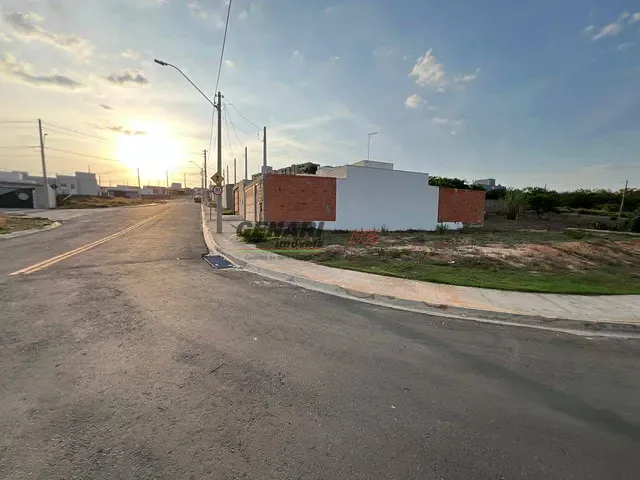 Terreno com 226m², à venda, no bairro Vila dos Canarios em Indaiatuba