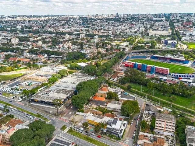 Terreno à venda, no bairro Jardim Botânico em Curitiba
