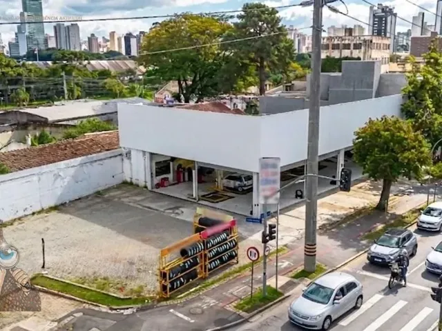 Terreno à venda, no bairro Jardim Botânico em Curitiba