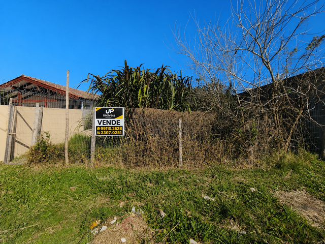 Terreno com 300m², à venda, no bairro Laranjal em Pelotas