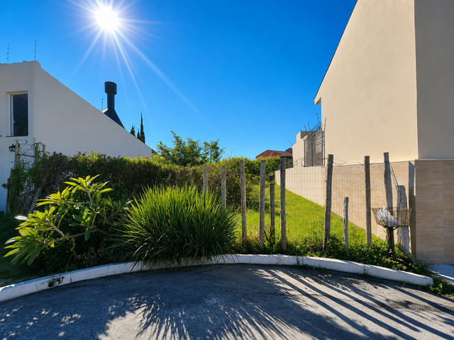 Terreno com 300m², à venda, no bairro Laranjal em Pelotas