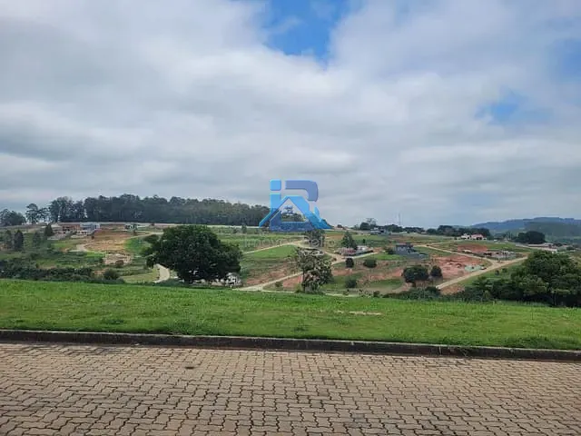 Terreno com 640m², à venda, no bairro Bairro Itapema em Itatiba