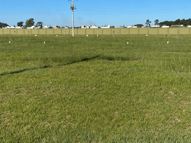 Terreno com 356m², à venda, no bairro Laranjal em Pelotas