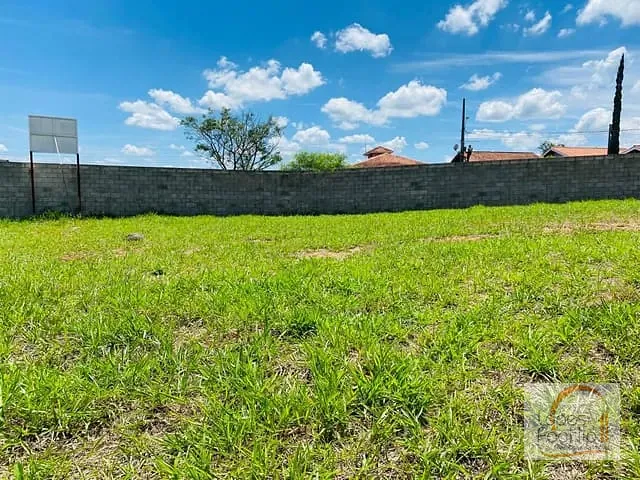 Terreno com 440m², à venda, no bairro Jardim dos Pinheiros em Atibaia