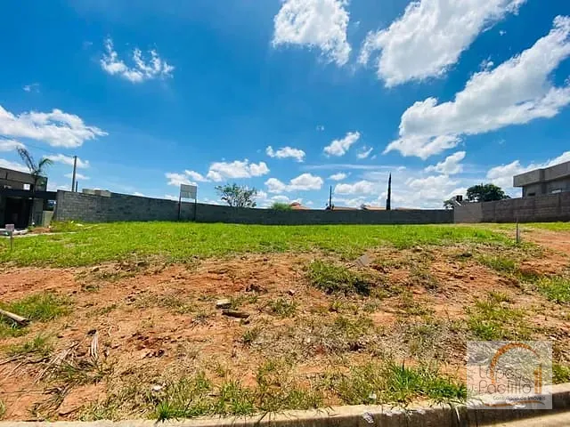 Terreno com 440m², à venda, no bairro Jardim dos Pinheiros em Atibaia