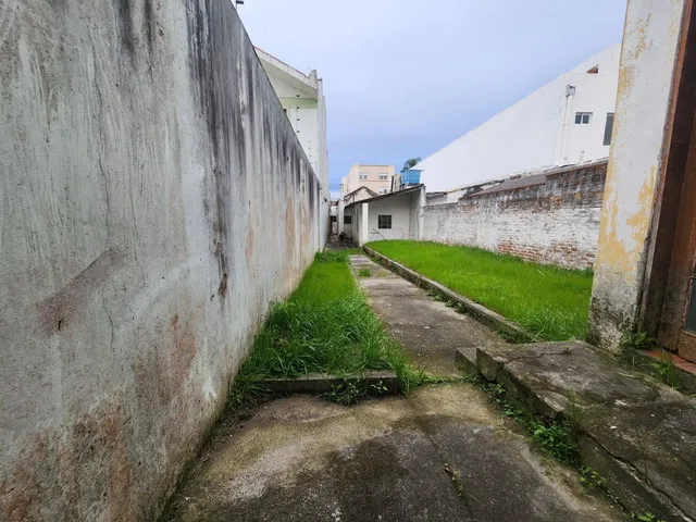 Terreno com 225m², à venda, no bairro Centro em Pelotas
