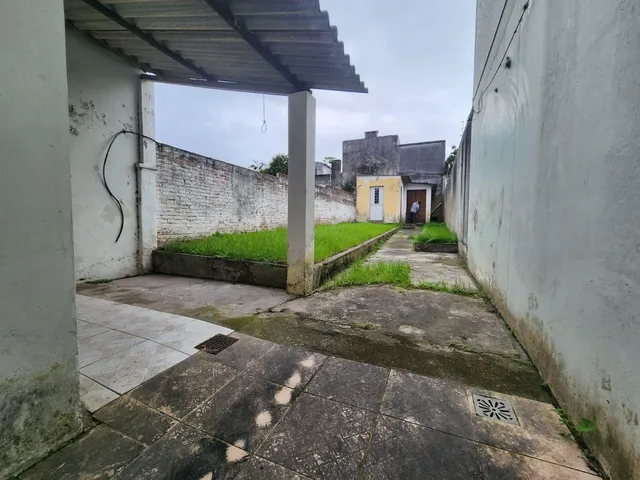 Terreno com 225m², à venda, no bairro Centro em Pelotas