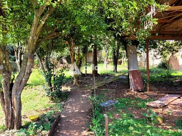 Terreno com 720m², à venda, no bairro Uvaranas em Ponta Grossa