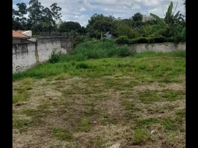 Terreno com 380m², à venda, no bairro Vila Aparecida em Taubaté
