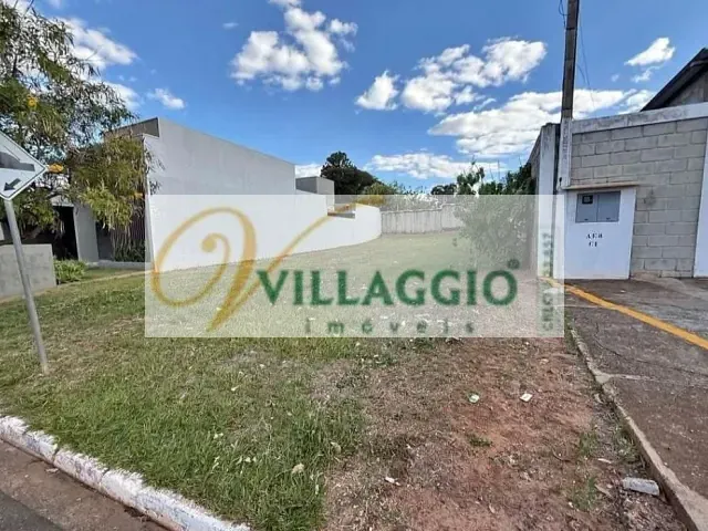 Terreno com 360m², à venda, no bairro Condomínio Vilage La Montagne em São José do Rio Preto