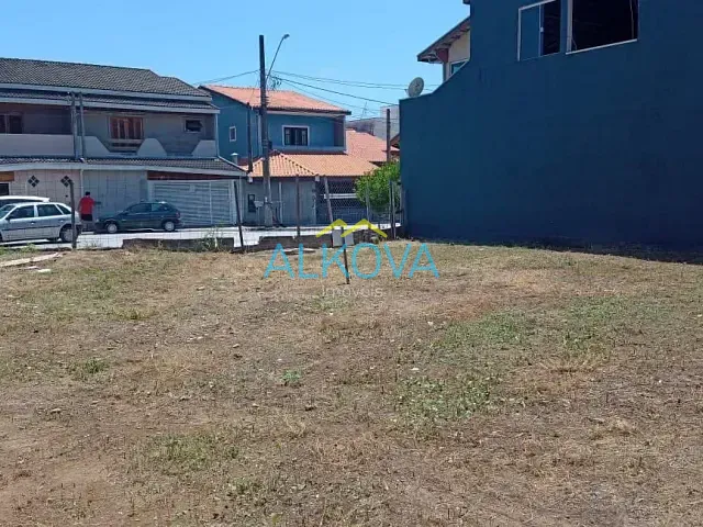 Terreno com 251m², à venda, no bairro Residencial Santa Paula em Jacareí
