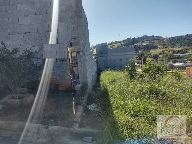 Terreno com 200m², à venda, no bairro Lamismar II em Bom Jesus dos Perdões