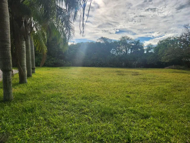 Terreno com 2672m², à venda, no bairro Laranjal em Pelotas