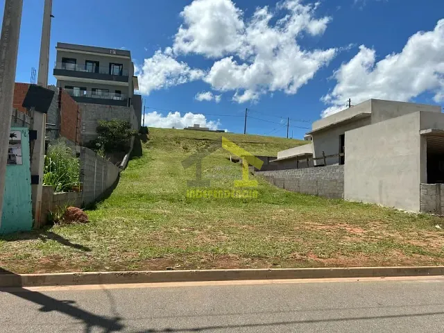 Terreno com 415m², à venda, no bairro Bairro do Engenho em Itatiba