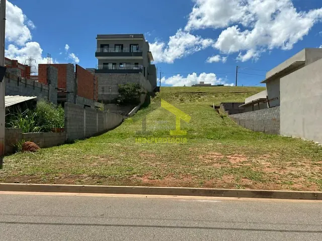 Terreno com 415m², à venda, no bairro Bairro do Engenho em Itatiba