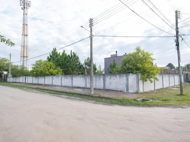 Terreno com 1100m², à venda, no bairro Laranjal em Pelotas