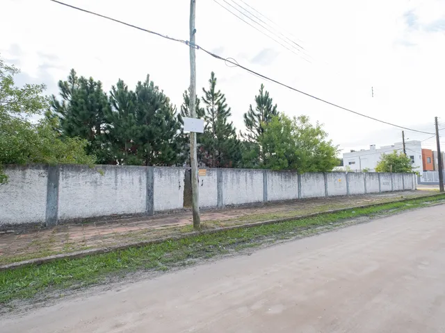 Terreno com 1100m², à venda, no bairro Laranjal em Pelotas