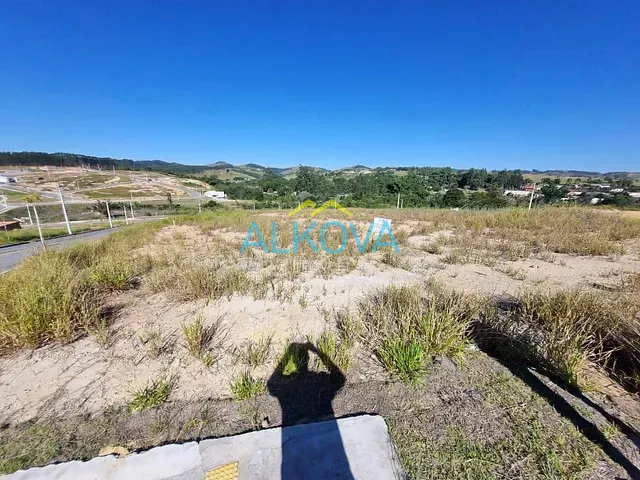 Terreno com 240m², à venda, no bairro Vila Amélia em São José dos Campos