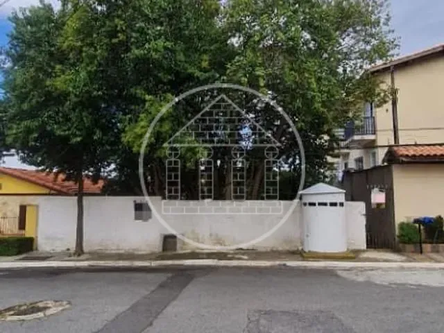 Terreno com 274m², à venda, no bairro Interlagos em São Paulo