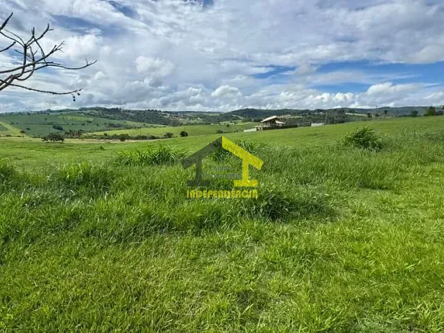 Terreno com 1049m², à venda, no bairro Zona Rural em Itatiba