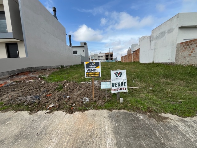 Terreno com 182m², à venda, no bairro Três Vendas em Pelotas