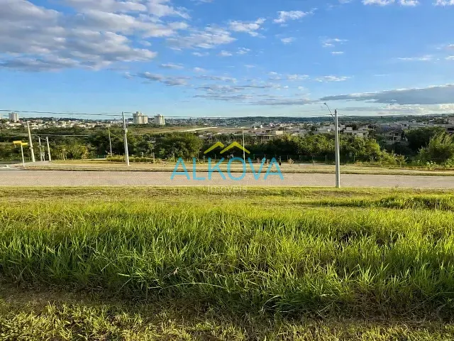 Terreno com 332m², à venda, no bairro Loteamento Terras Alpha São José dos Campos em São José dos Campos