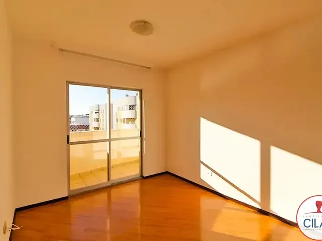 Apartamento 3 quartos e 2 banheiros, à venda, no bairro Hauer em Curitiba