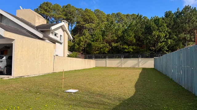 Terreno com 322m², à venda, no bairro Laranjal em Pelotas