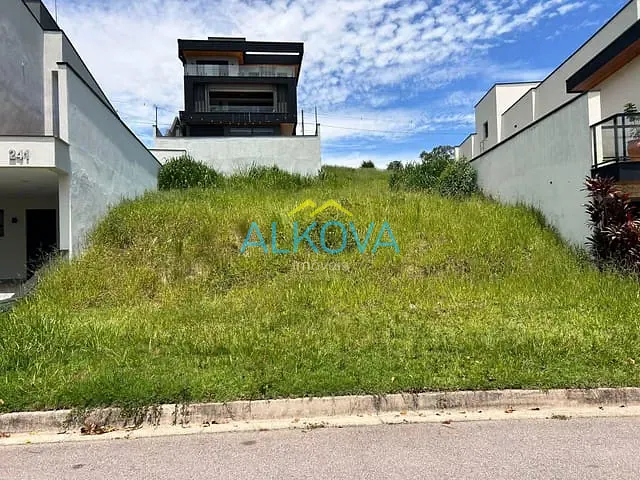 Terreno com 388m², à venda, no bairro Loteamento Verana em São José dos Campos