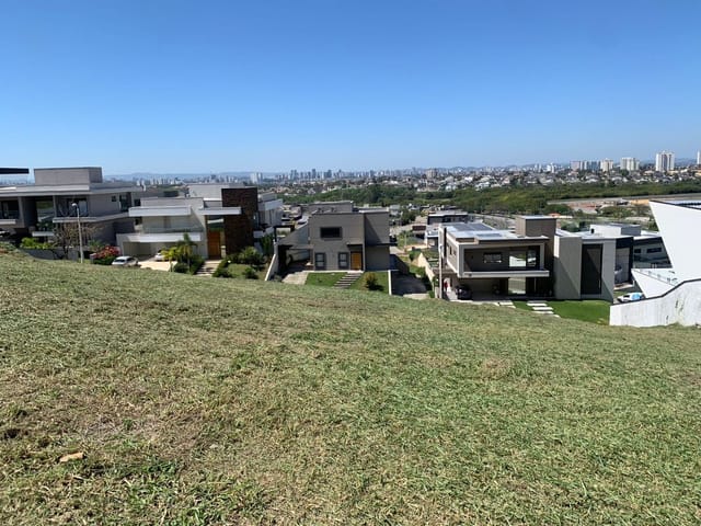 Terreno com 900m², à venda, no bairro Condomínio Reserva do Paratehy em São José dos Campos