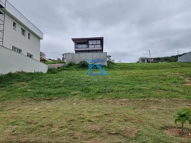 Terreno com 381m², à venda, no bairro Bairro Itapema em Itatiba