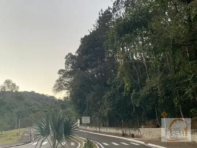 Terreno com 610m², à venda, no bairro Condominio Quintas da Boa Vista em Atibaia