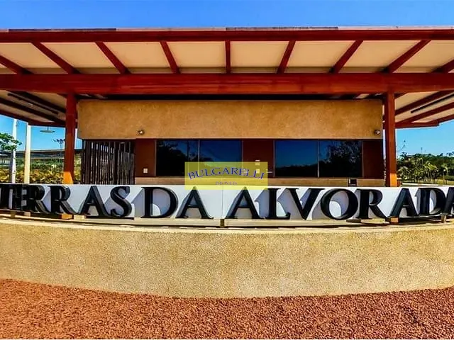 Terreno com 869m², à venda, no bairro Medeiros em Jundiaí