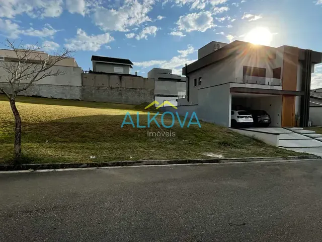 Terreno com 300m², à venda, no bairro Condomínio Terras do Vale em Caçapava