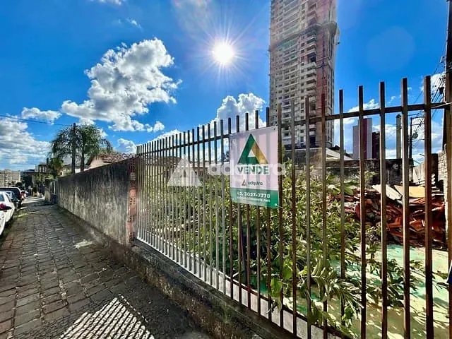 Terreno com 495m², à venda, no bairro Estrela em Ponta Grossa