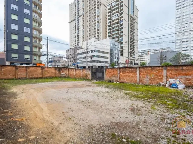 Terreno para alugar, no bairro Centro em Curitiba