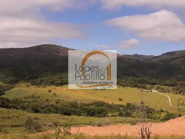 Terreno com 300m², à venda, no bairro Jardim Santa Fe em Bom Jesus dos Perdões