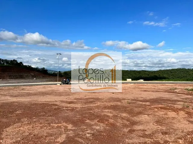 Terreno com 300m², à venda, no bairro Jardim Santa Fe em Bom Jesus dos Perdões