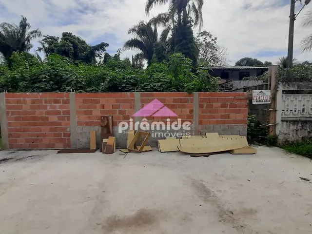 Terreno com 500m², à venda, no bairro Praia das Palmeiras em Caraguatatuba