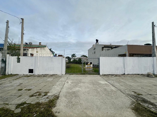 Terreno com 533m², à venda, no bairro Laranjal em Pelotas