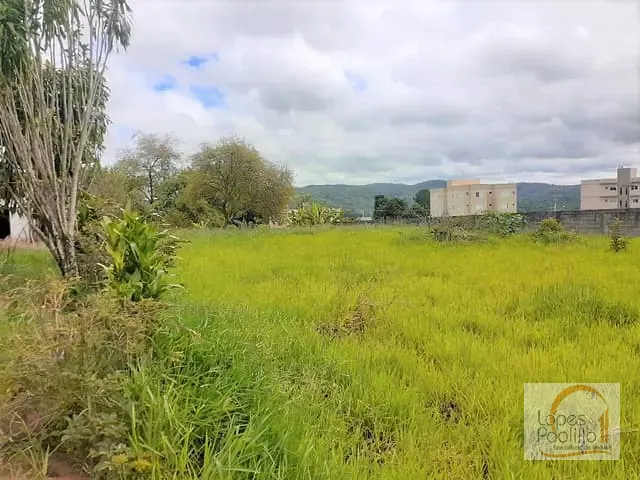Terreno com 1613m², à venda, no bairro Atibaia Vista da Montanha em Atibaia