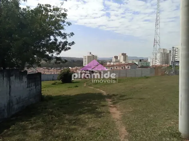 Terreno com 1300m², à venda, no bairro Campo Belo em São José dos Campos