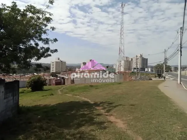 Terreno com 1300m², à venda, no bairro Campo Belo em São José dos Campos