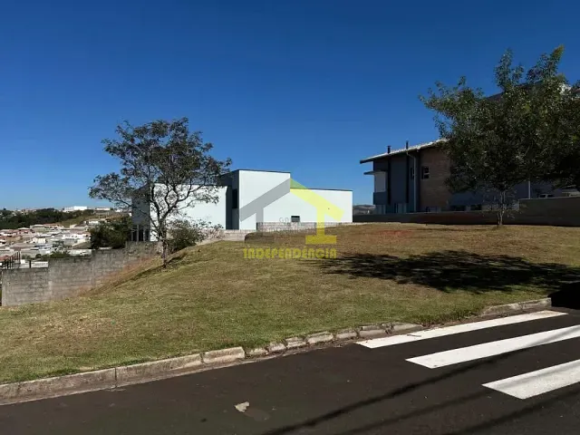 Terreno com 526m², à venda, no bairro Jardim Alto de Santa Cruz em Itatiba